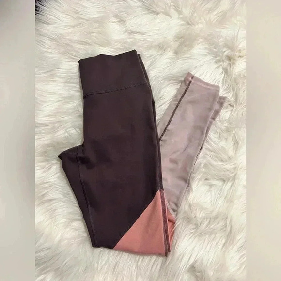 Fabletics Zone High-Waisted 7/8 Leggings - Picture 3 of 7